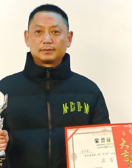 小淹镇第二届“佳友杯”台球友谊赛：激烈角逐，圆满结束，胜利闭幕